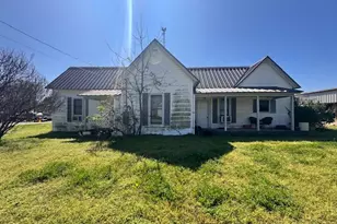 8208 Pearl, Lillian, TX 76061 - Photo 4