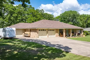 231 Cedarwood Dr, Enchanted Oaks, TX 75156 - Photo 6
