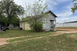 438 Cherry St, Abilene, TX 79602 - Photo 2
