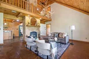 465 Emberson Ranch Rd, Pilot Point, TX 76258 - Photo 6