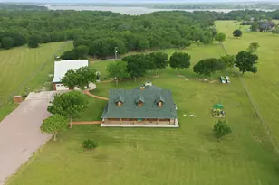 465 Emberson Ranch Rd, Pilot Point, TX 76258 - Photo 2
