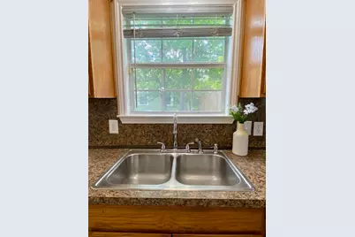 1008 N 14th Street, Waco, TX 76707 - Photo 16