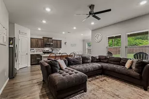 1818 Pecan Vly Dr, Kaufman, TX 75142 - Photo 4