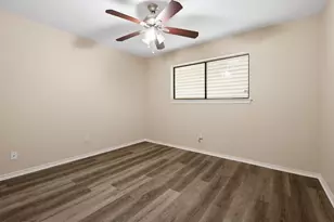 2127 Tampico Dr, Carrollton, TX 75006 - Photo 8