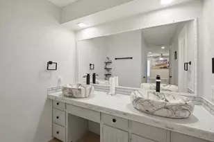 2127 Tampico Dr, Carrollton, TX 75006 - Photo 6