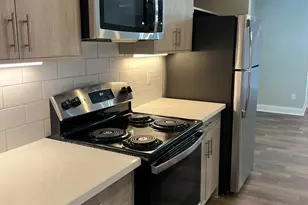 8001 Woodway Dr, Houston, TX 77063 - Photo 6