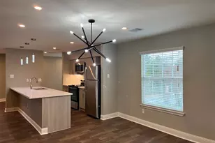 8001 Woodway Dr, Houston, TX 77063 - Photo 4