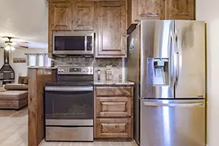 107 Camino del Rosas, Woodway, TX 76712 - Photo 10