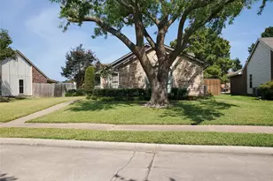 904 Rocky Creek Ln, Allen, TX 75002 - Photo 2