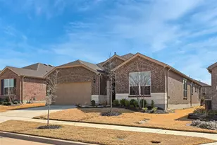 1224 Cornerstone Dr, Little Elm, TX 76227 - Photo 2