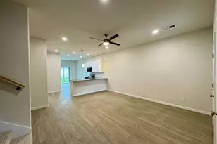 417 W Dulin St, Sherman, TX 75090 - Photo 4