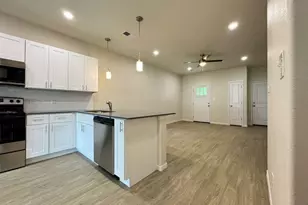 417 W Dulin St, Sherman, TX 75090 - Photo 8