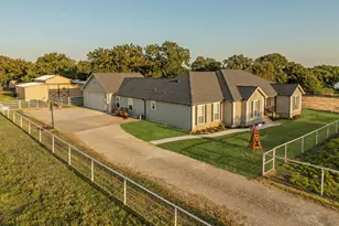 175 Porter Rd, Bartonville, TX 76226 - Photo 2