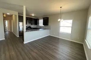 8605 Ellis Dr, Weatherford, TX 76088 - Photo 2