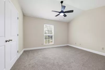 112 Churchill Lane, Euless, TX 76039 - Photo 16