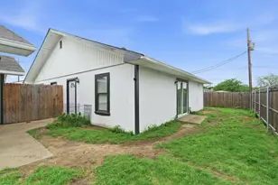 1032 Greg St, Azle, TX 76020 - Photo 34