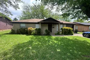 314 W Shaw St, Duncanville, TX 75137 - Photo 2