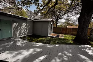 3020 Delaware Trail, Lake Worth, TX 76135 - Photo 22