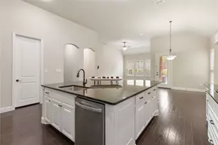 5876 Austin Waters, The Colony, TX 75056 - Photo 10
