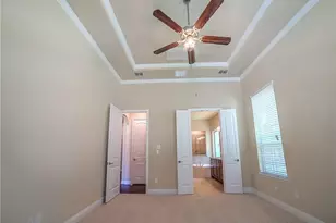 7124 Isle Royal Ln, Irving, TX 75063 - Photo 16