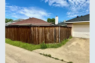 2836 Saint Johns Avenue, Lancaster, TX 75146 - Photo 22