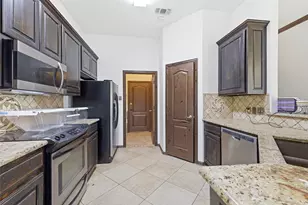 9008 Winding River Dr, Fort Worth, TX 76118 - Photo 16