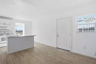 901 Bessie St, Fort Worth, TX 76104 - Photo 10