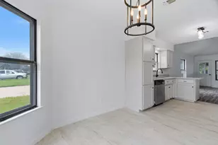 3611 Alexandria Dr, Arlington, TX 76015 - Photo 10