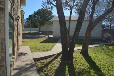 196 Crowfoot Lane, Whitney, TX 76692 - Photo 10