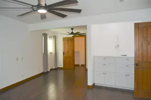 196 Crowfoot Ln, Whitney, TX 76692 - Photo 16