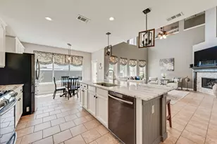 5724 Almond Ln, Fort Worth, TX 76244 - Photo 8