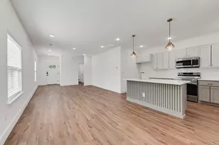 202 Pine St, Bonham, TX 75418 - Photo 8