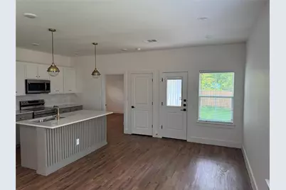 202 Pine Street, Bonham, TX 75418 - Photo 10