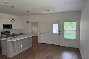 202 Pine St, Bonham, TX 75418 - Photo 10