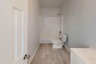 6031 Susanna Dr, Grand Prairie, TX 75052 - Photo 18