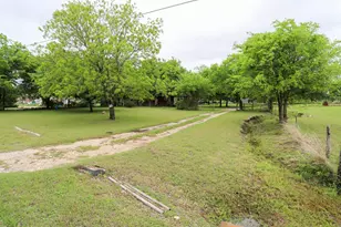 180 Soules Cir, Bruceville Eddy, TX 76524 - Photo 10