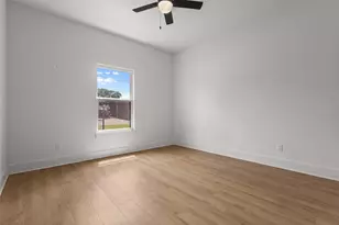 105 Runaway Bay Dr, Runaway Bay, TX 76426 - Photo 22