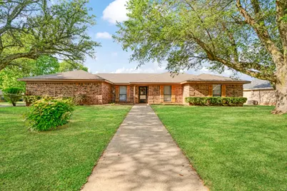 2815 Ballard Drive, Paris, TX 75460 - Photo 1