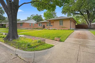 6275 Saratoga Cir, Dallas, TX 75214 - Photo 36