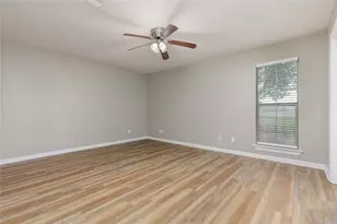 209 W Houston Ln, Van Alstyne, TX 75495 - Photo 10