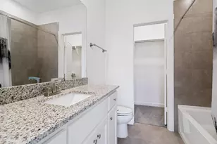 2728 Shelby Dr, Lewisville, TX 75067 - Photo 12