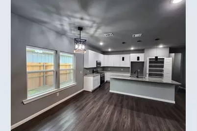 2514 Sheraton Drive, Fort Worth, TX 76105 - Photo 10