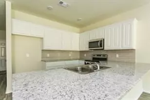 690 Union St, Bonham, TX 75418 - Photo 2