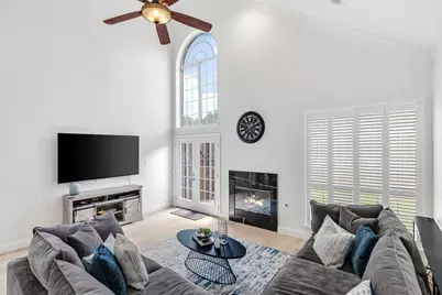 115 Saint James Road, Irving, TX 75063 - Photo 16