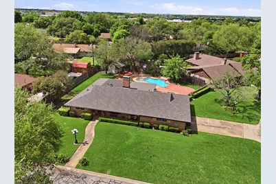 1226 Crestwood Drive, Cleburne, TX 76033 - Photo 4