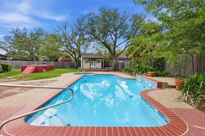 1226 Crestwood Drive, Cleburne, TX 76033 - Photo 8