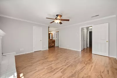 1229 Roaring Springs Road, Fort Worth, TX 76114 - Photo 16