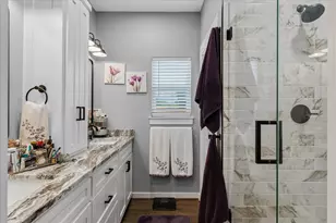 393 E Pennsylvania Ave, Van, TX 75790 - Photo 14