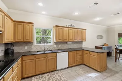 128 Southwinds Drive, Weatherford, TX 76087 - Photo 6