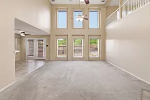 531 Pecan Leaf Dr, Lancaster, TX 75146 - Photo 8